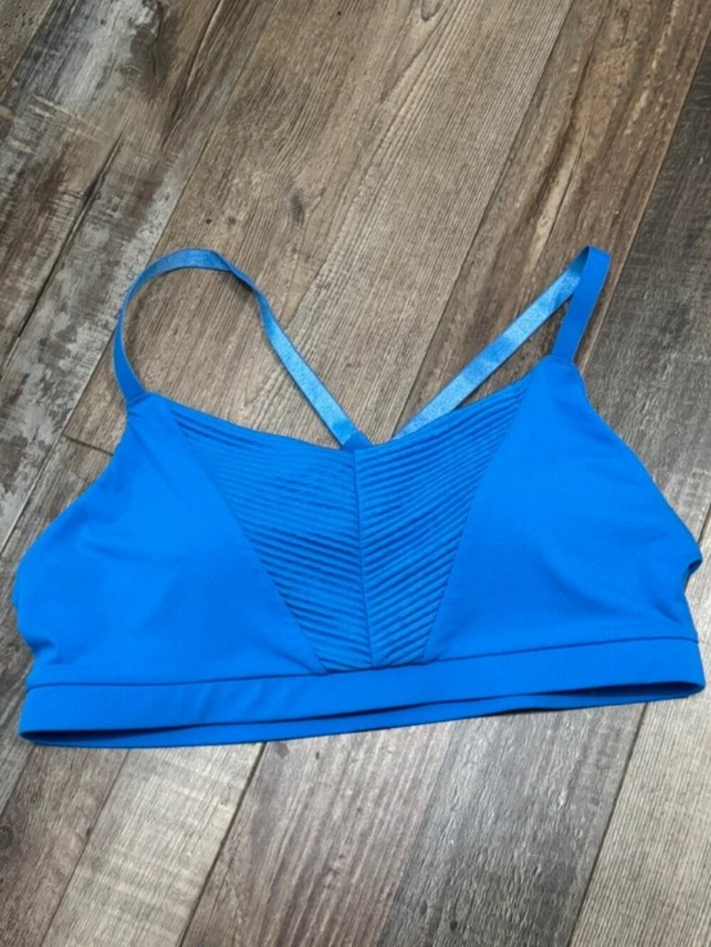 Fabletics Cooe Sports Bra Medium Impact size Large